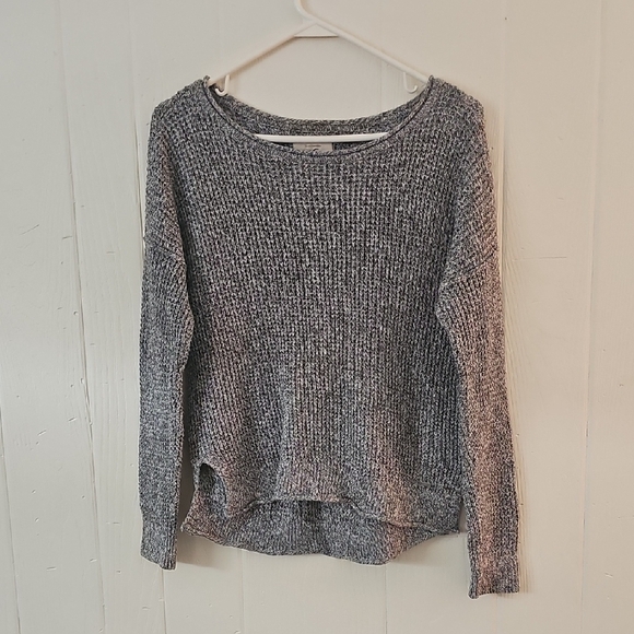 Hollister Gray Crew Neck Sweater - Picture 1 of 3